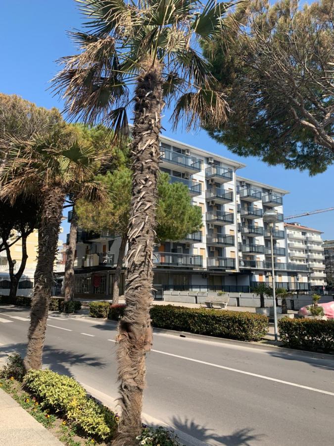 Malibu Apartments Bibione Zewnętrze zdjęcie
